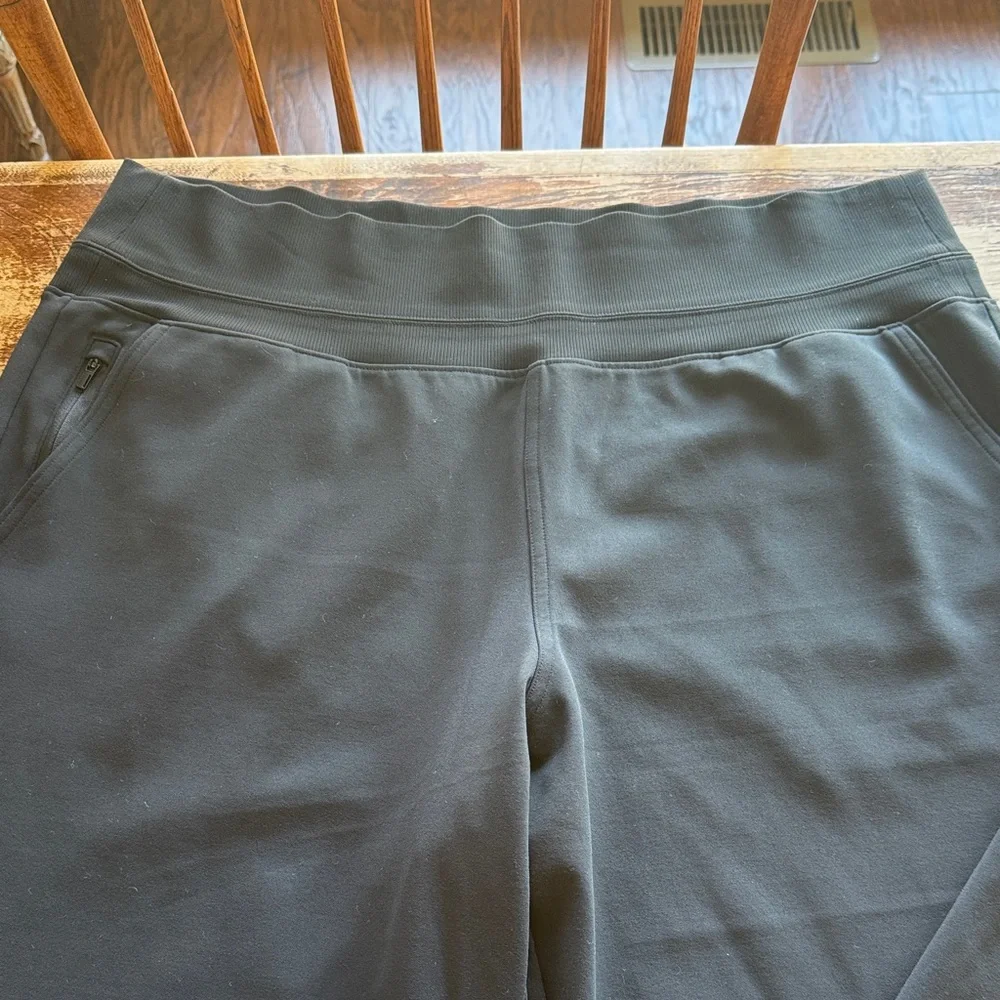 Athleta Wide Leg Pants in Black - Picture 2 of 8